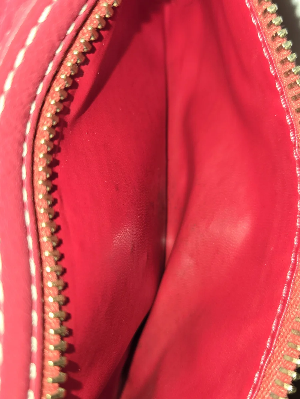 Dooney & Bourke Red Pebbled Leather Wallet With Box - Picture 14 of 16